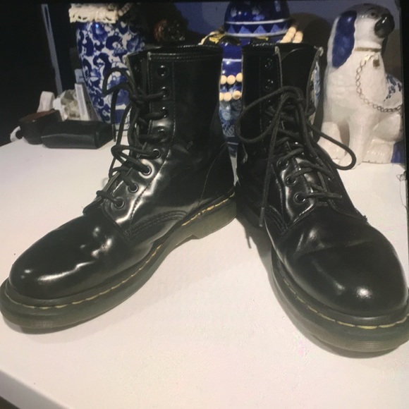 Vintage Dr.Martens men's 8 or 8 1/2 black - Picture 2 of 4
